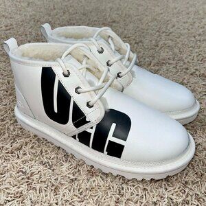UGG Men's Neumel Broken Logo Chukka Boots White, Size 9